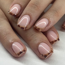 Gel sur ongles naturels