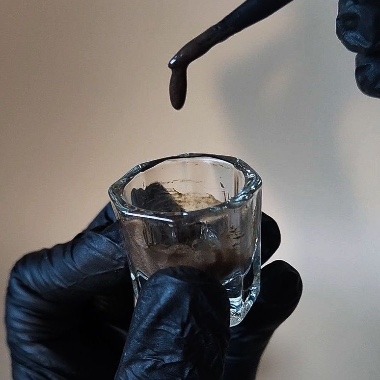 Retouche teinture cils