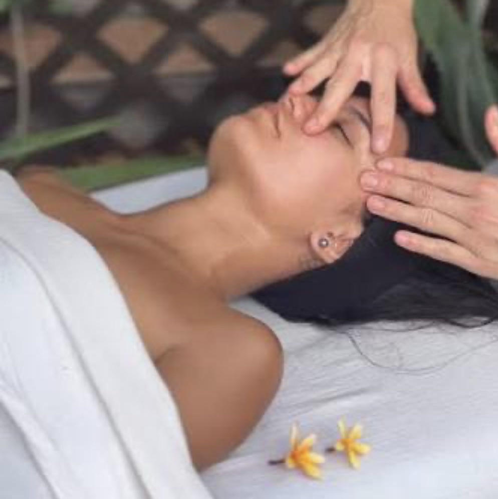 Modelage relaxant du visage