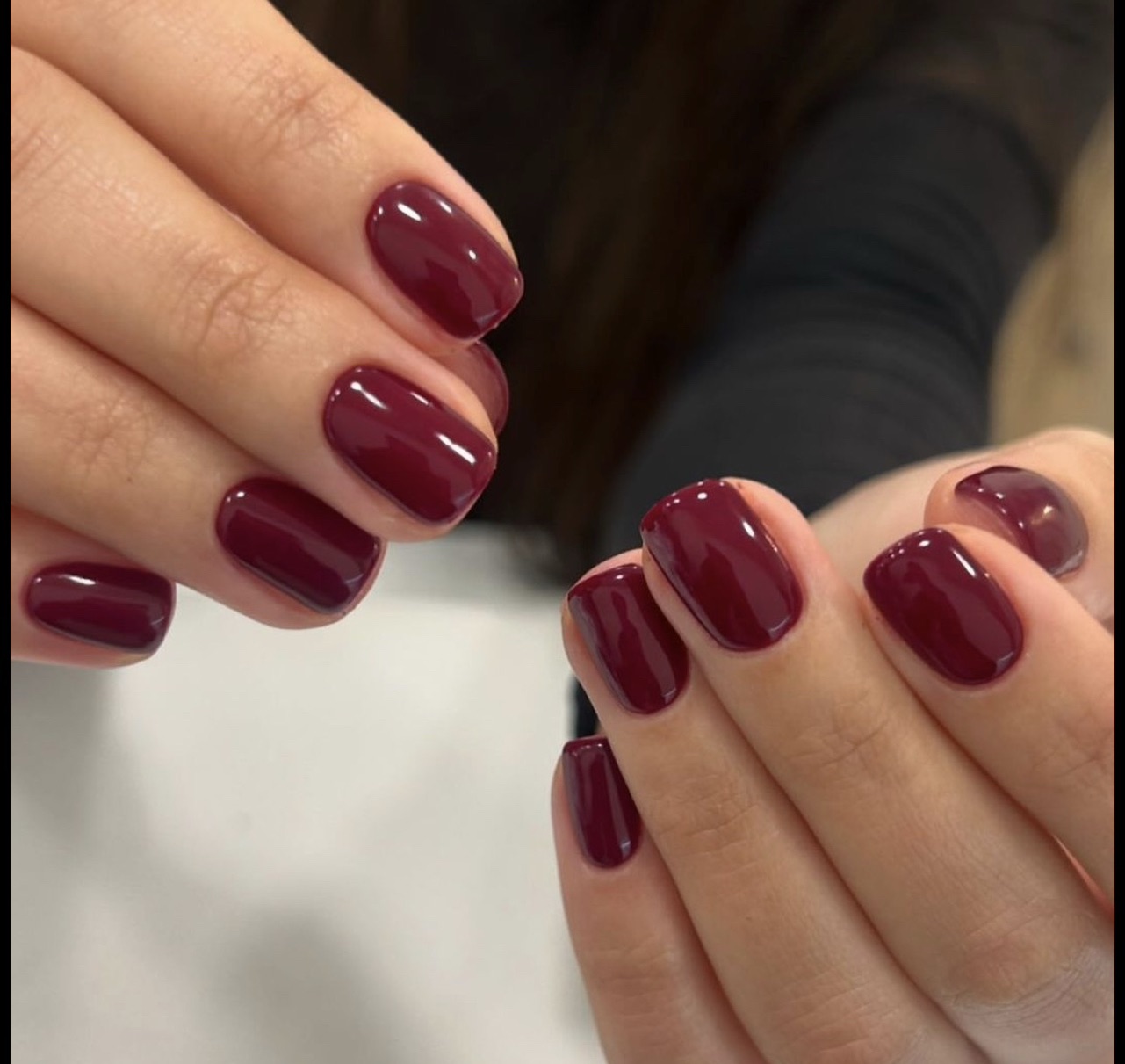 Pose de vernis semi permanent ( nails art )