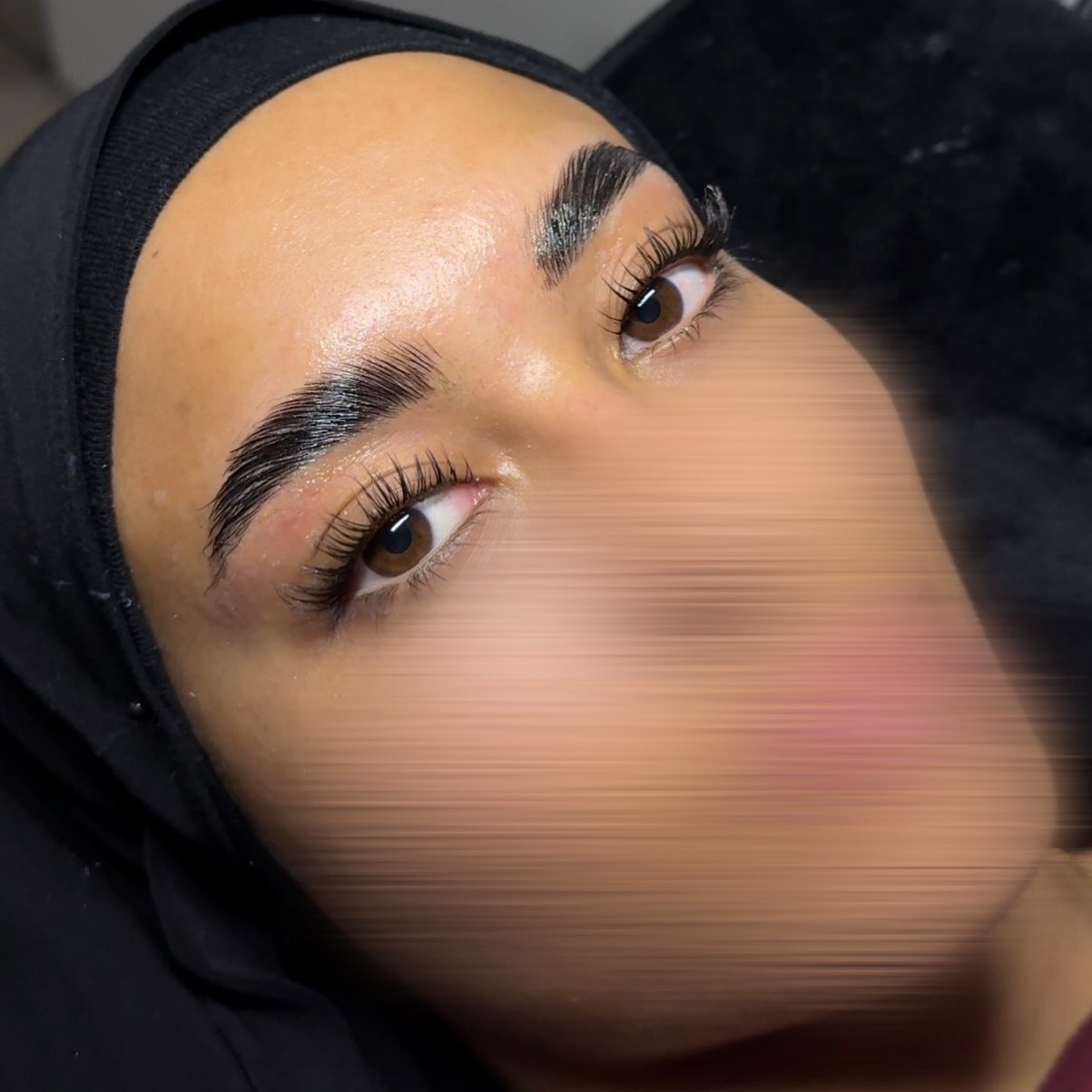 SIGNATURE BROW